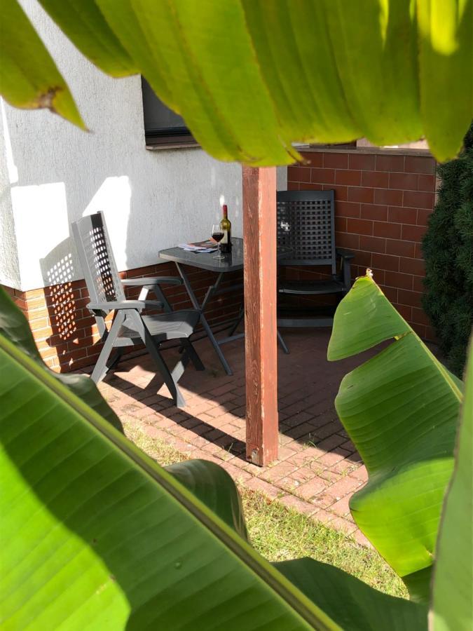 Haff Ostseeferienhaus unteres Apartment Mönkebude Exterior foto